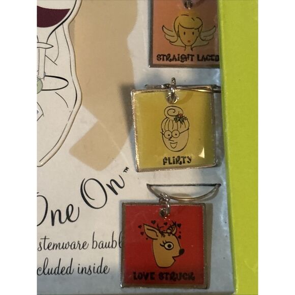 Tie One On Holiday‎ Wine Glass Charm Stemware 6 Pc Coasters & Baubles - Picture 4 of 7